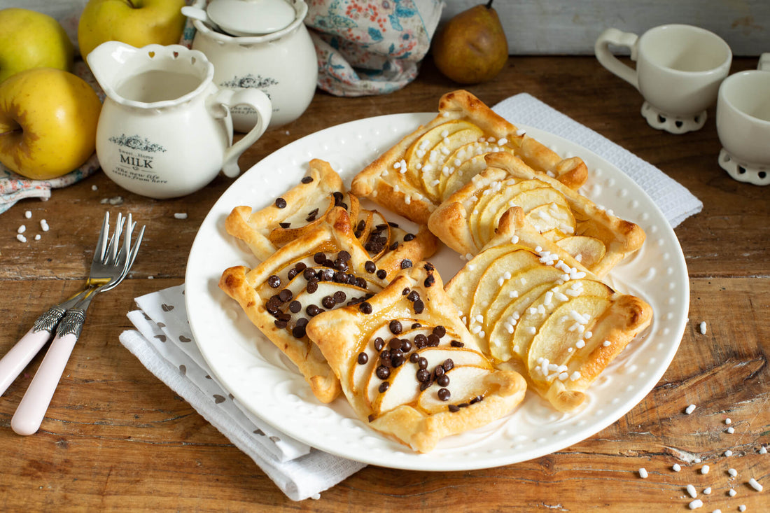SFOGLIATINE DI MELE E DI PERE E CIOCCOLATO